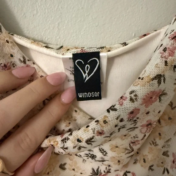 Floral Print Women's Bodycon Dress - Picture 4 of 5